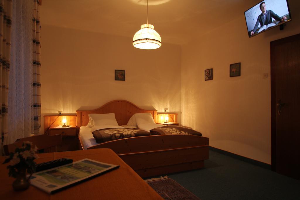 Hubertushof Beim Römerbad 2*